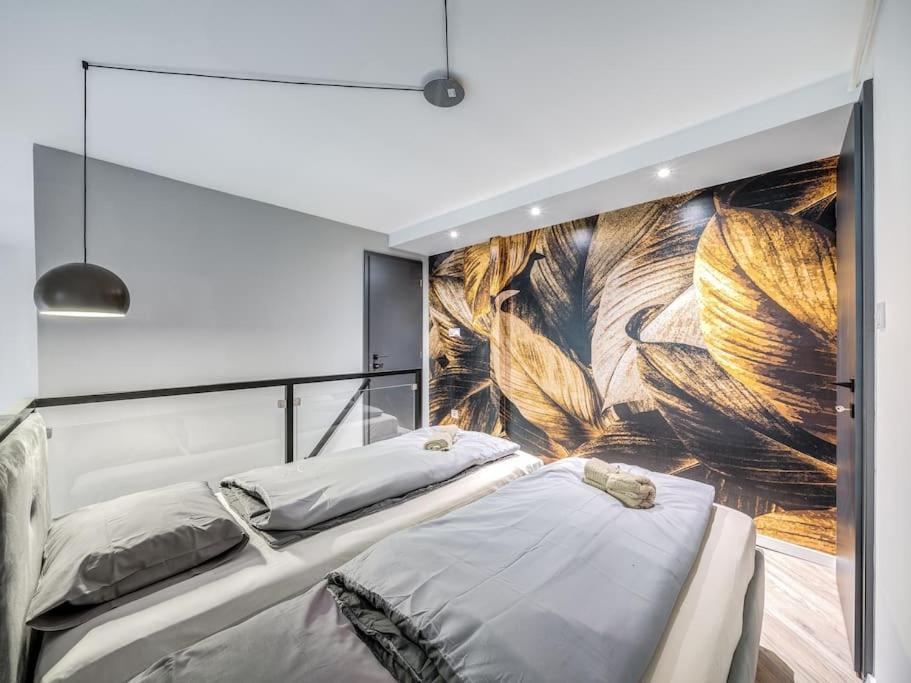 Apartmán Loft 8 - Grand Stylish With Parking