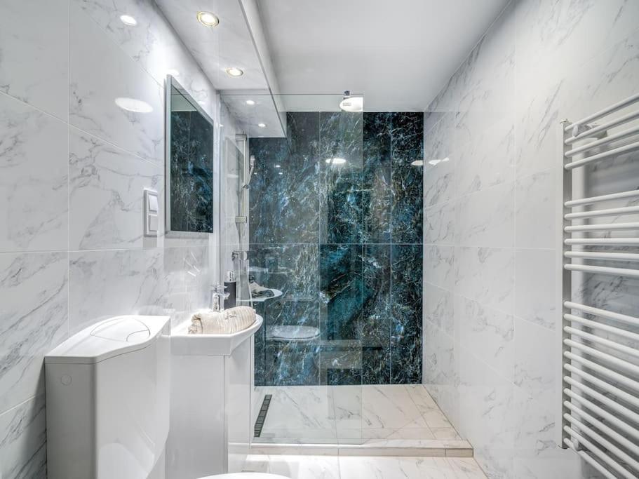 Loft 8 - Grand Stylish With Parking Apartmán Budapešť